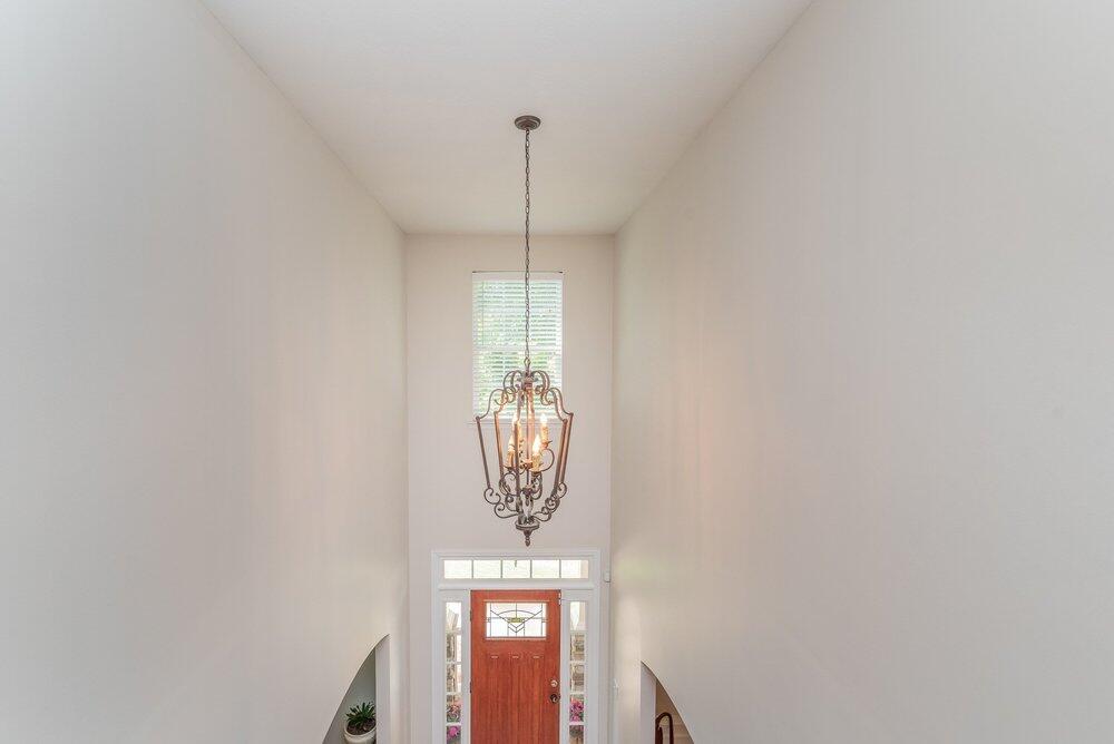 640 Burgamy Pass Property Photo 6