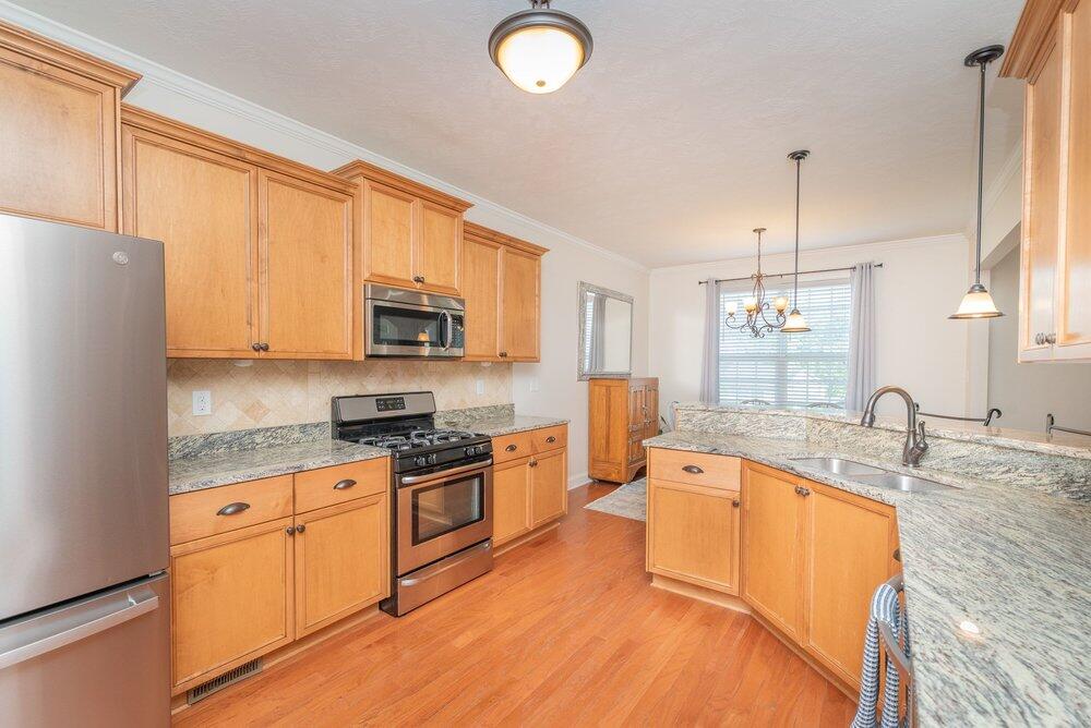 640 Burgamy Pass Property Photo 10