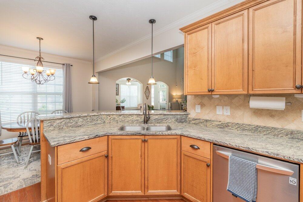 640 Burgamy Pass Property Photo 12
