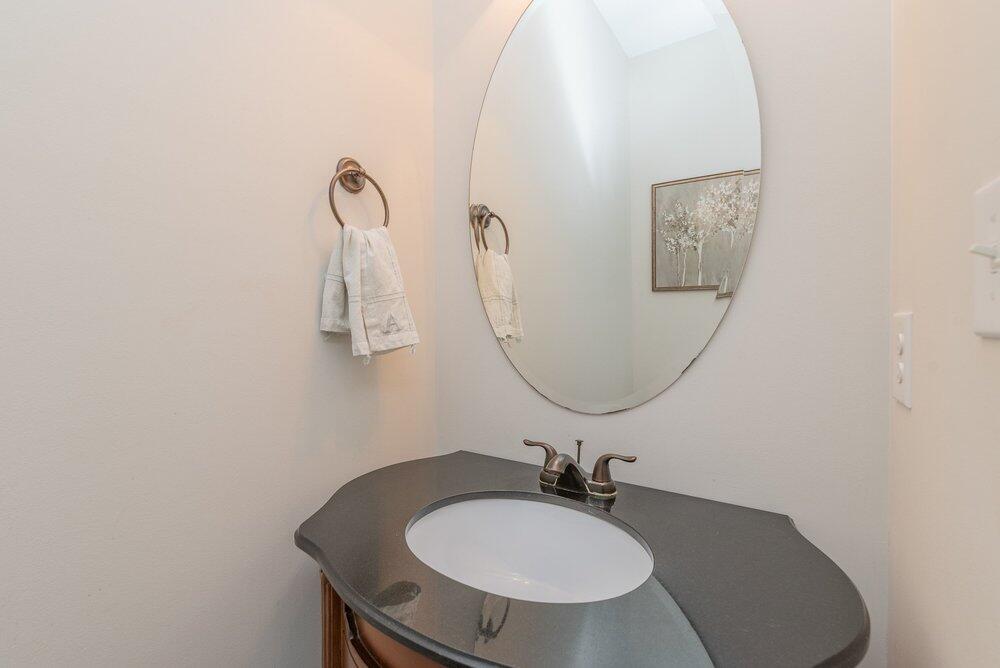 640 Burgamy Pass Property Photo 22