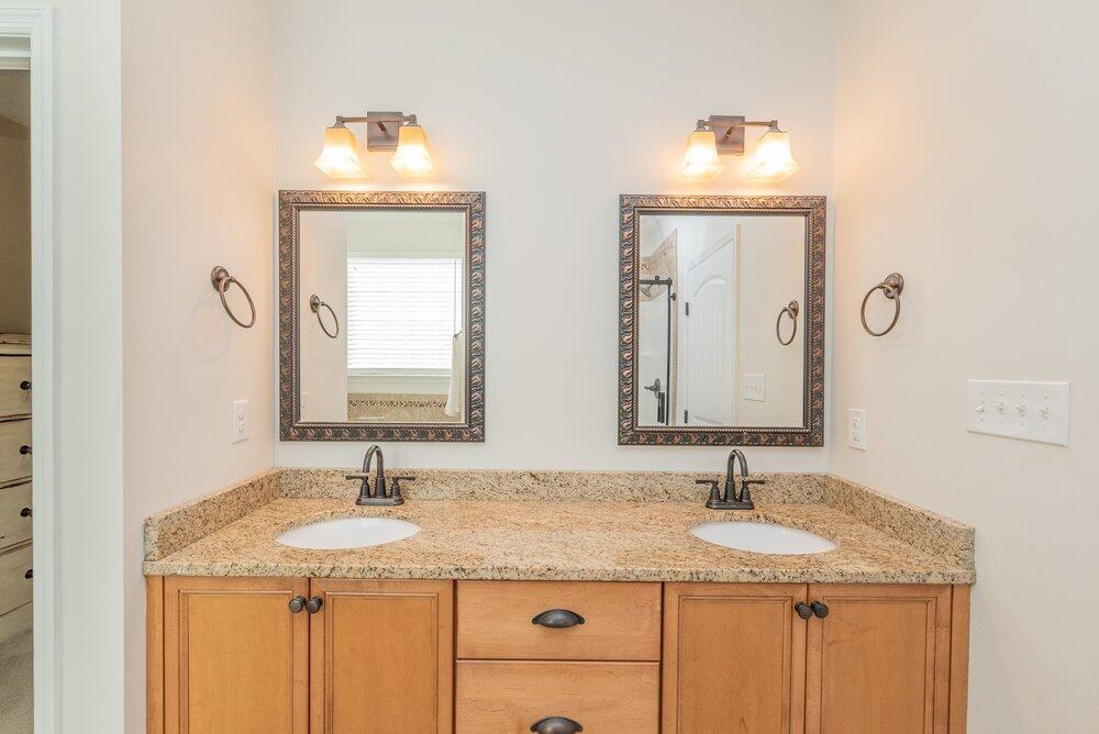 640 Burgamy Pass Property Photo 25