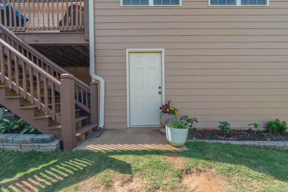 640 Burgamy Pass Property Photo 45