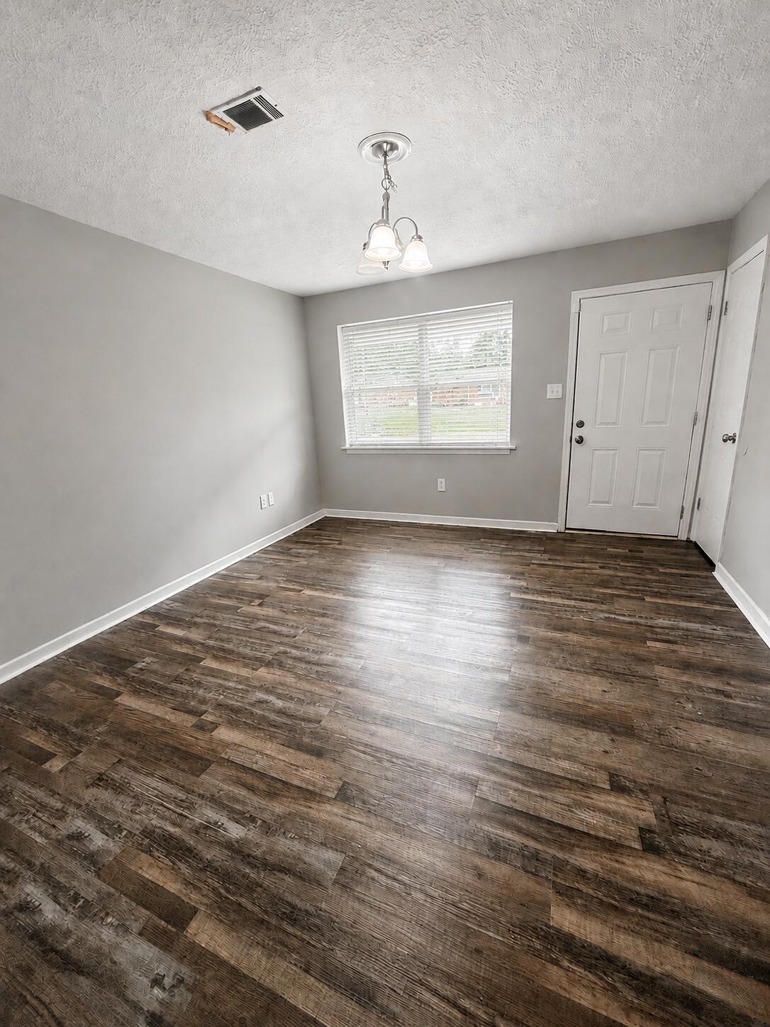 3648 Alene Circle Property Photo 3