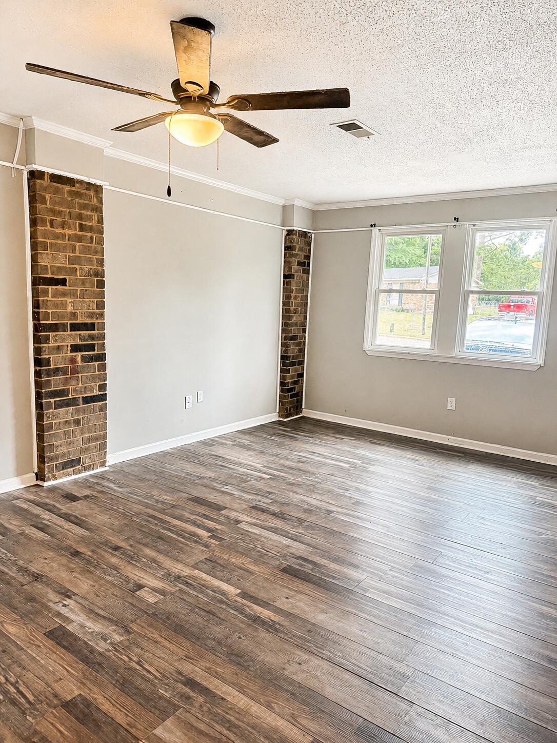 3648 Alene Circle Property Photo 7