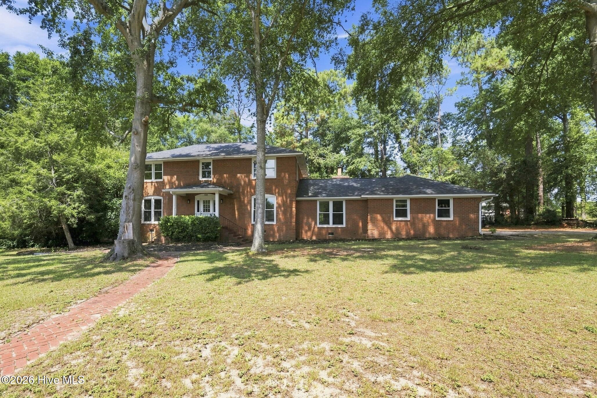 120 Kalmia Circle Property Photo 1