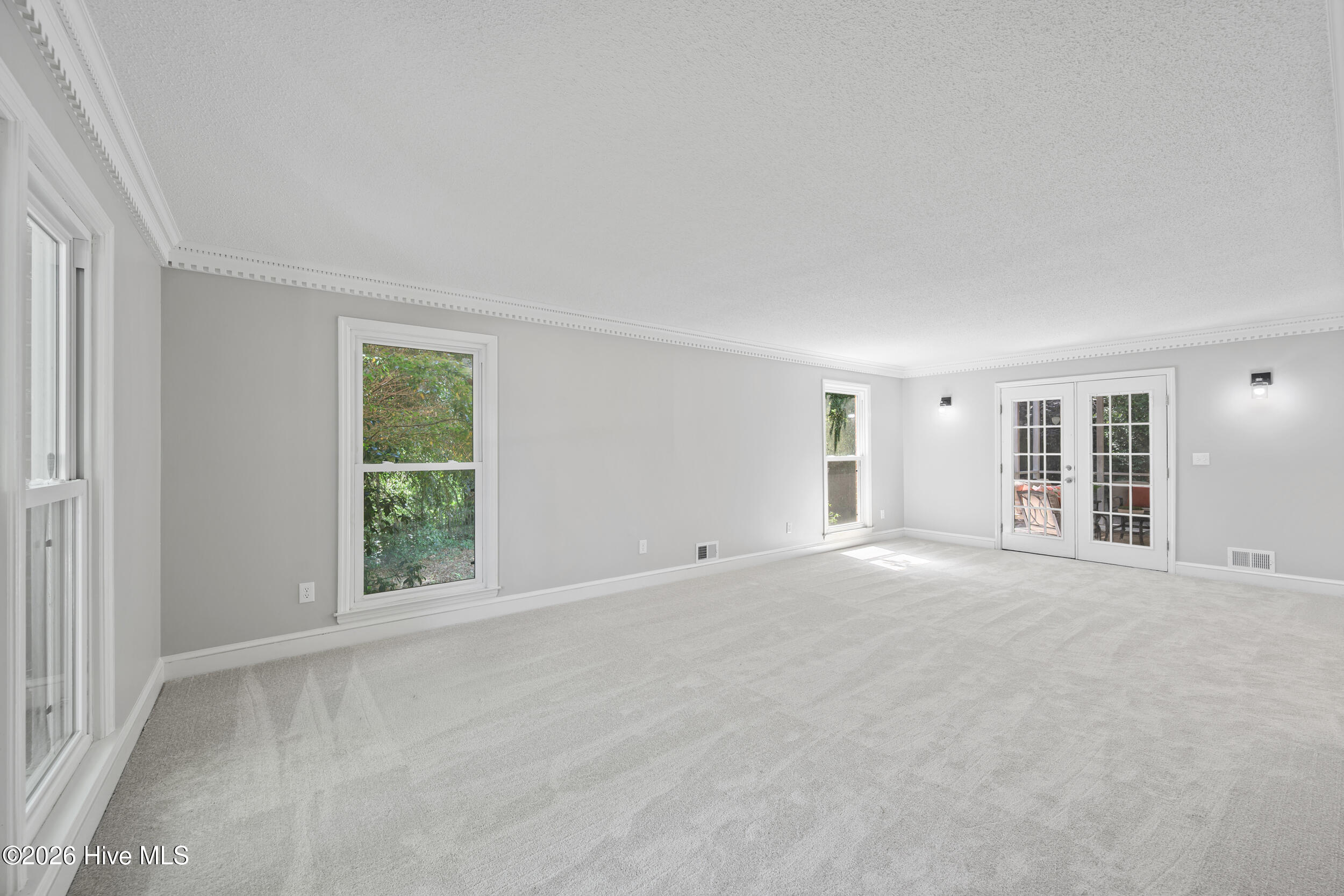 120 Kalmia Circle Property Photo 23