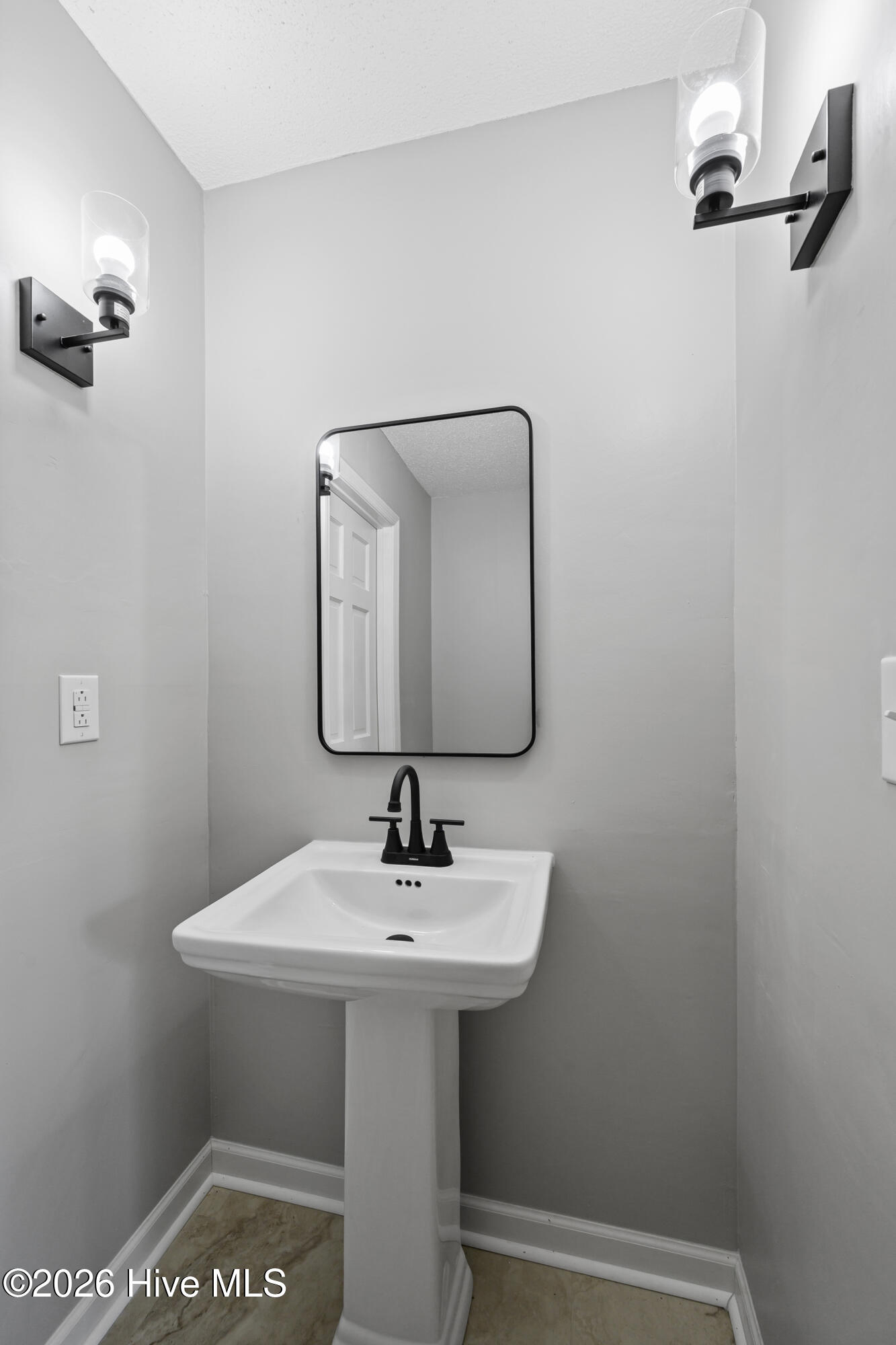 120 Kalmia Circle Property Photo 37