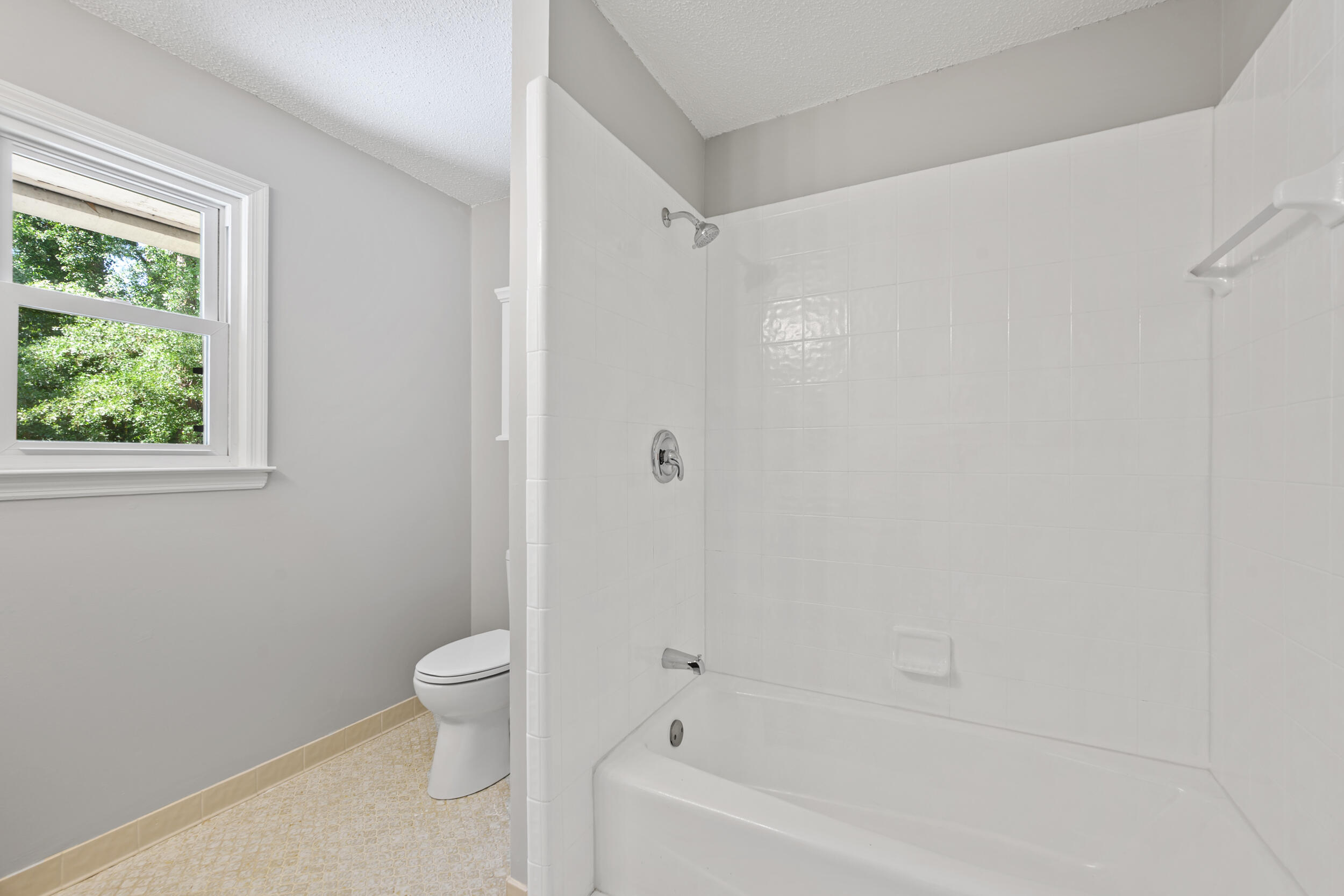 120 Kalmia Circle Property Photo 46