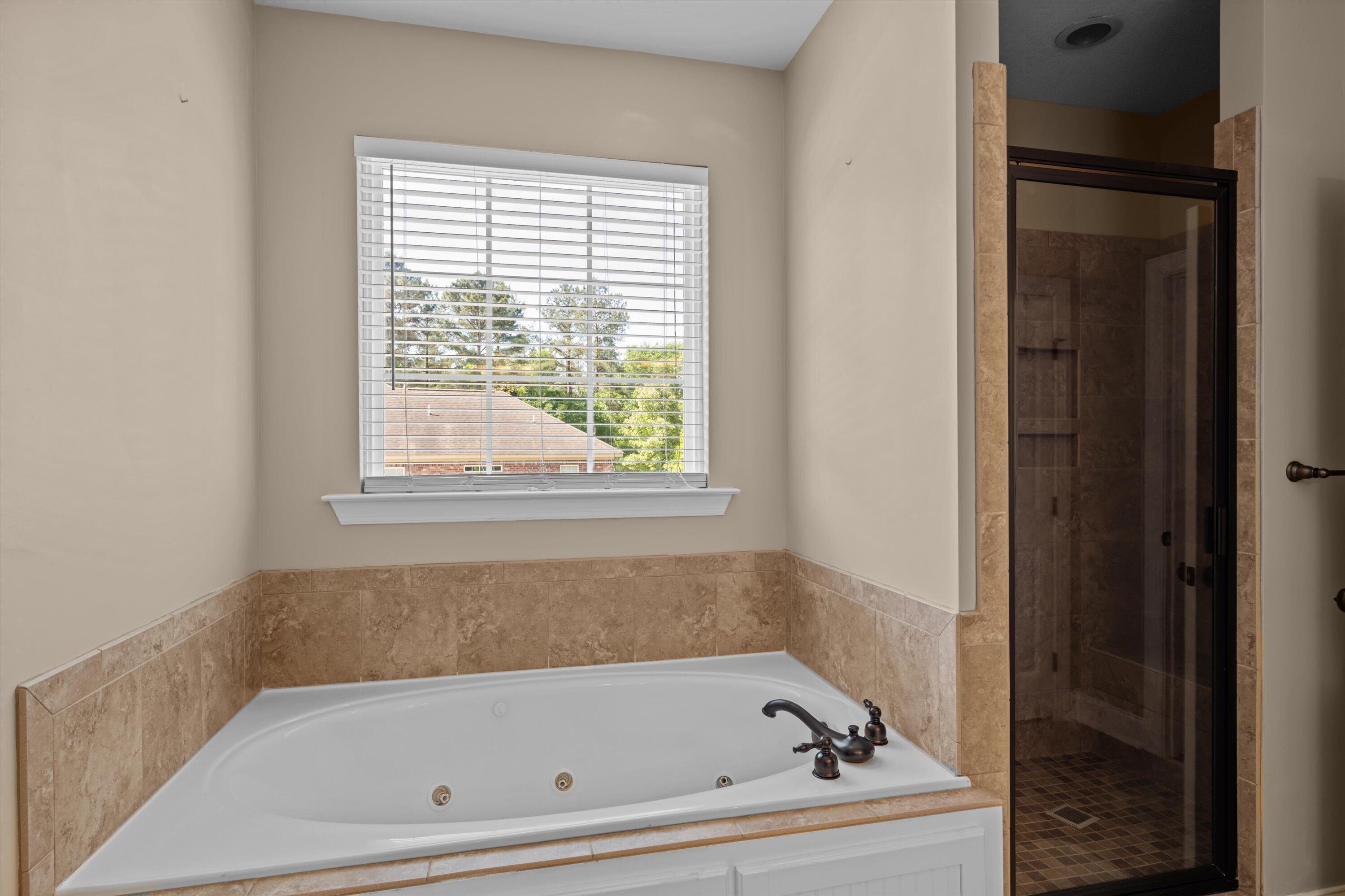 7088 Burwick Run Property Photo 29