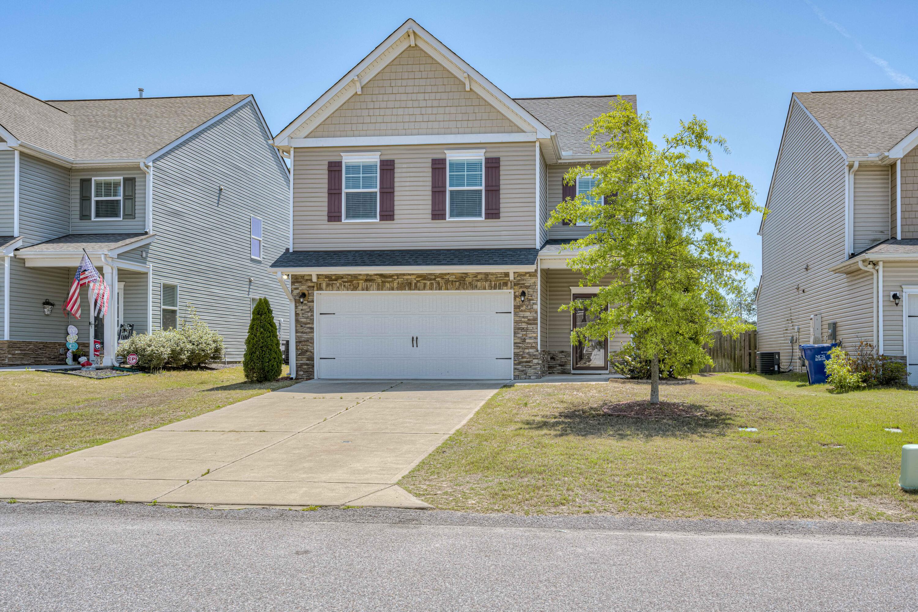 552 Count Fleet Court Property Photo 2