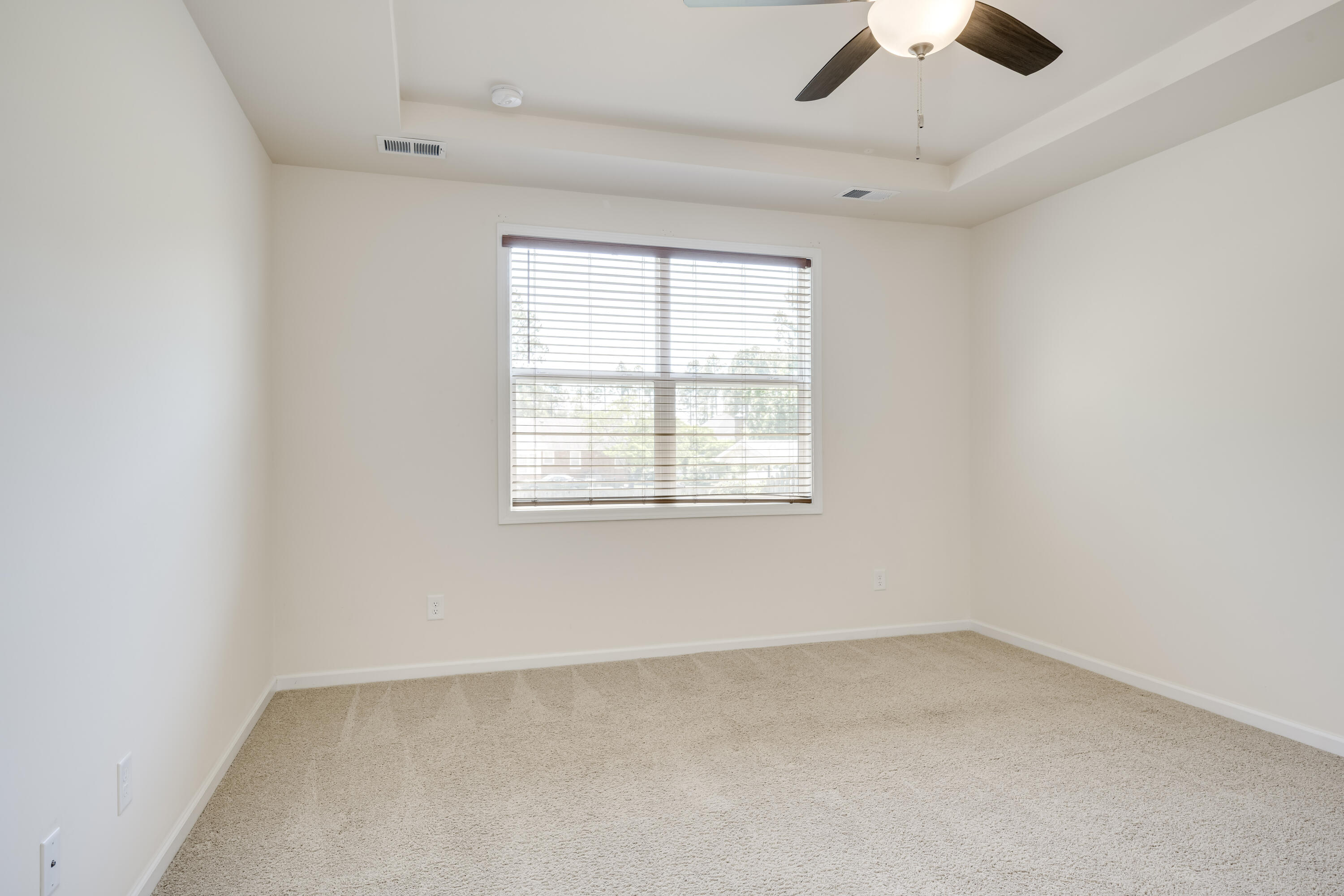 552 Count Fleet Court Property Photo 16