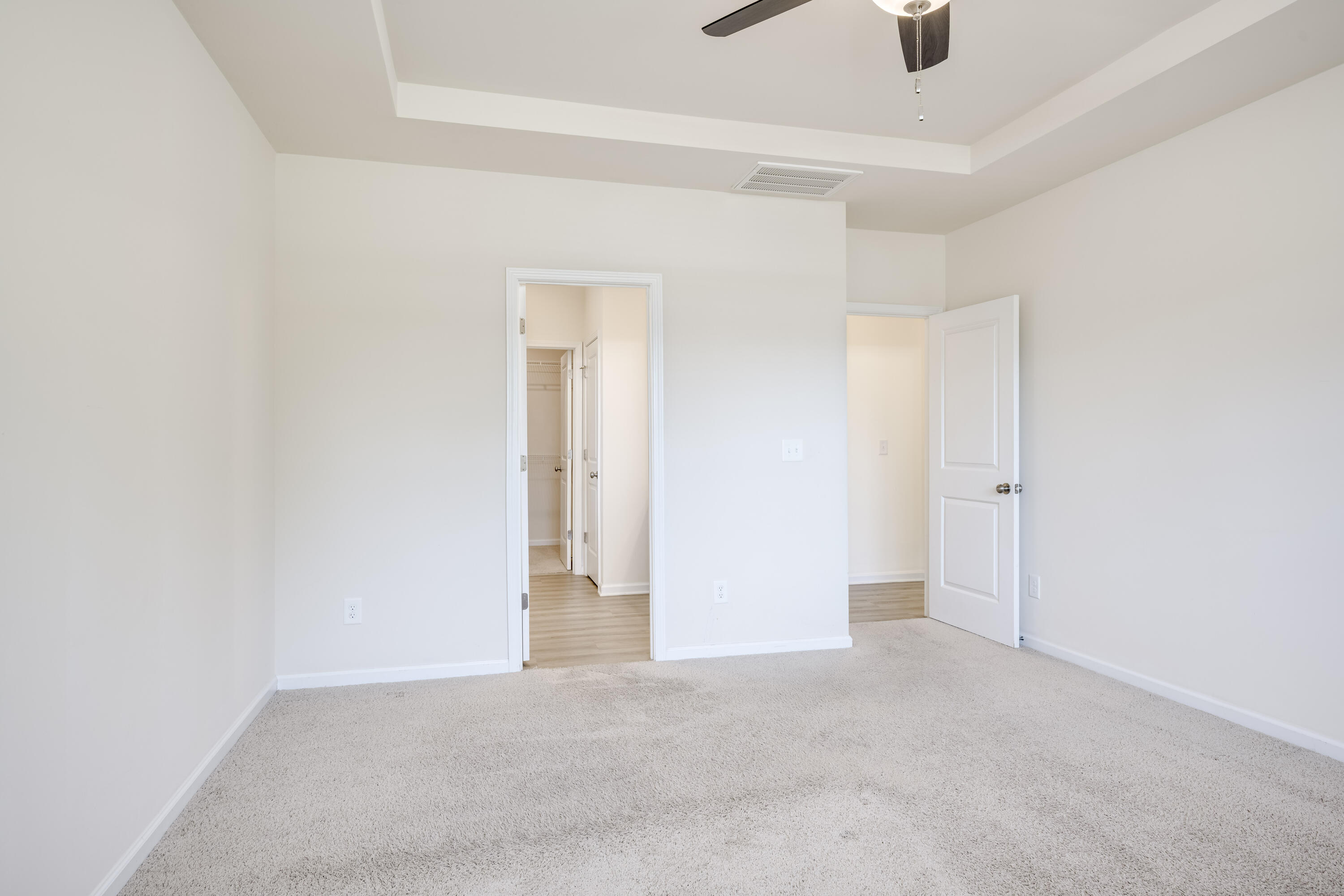 552 Count Fleet Court Property Photo 17