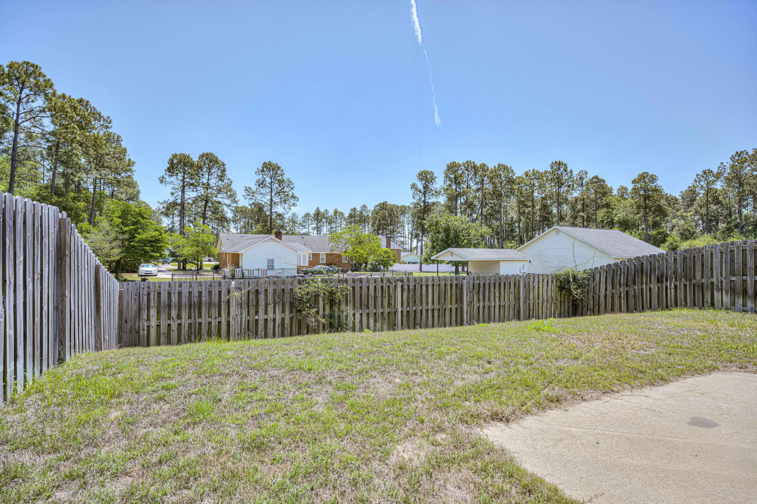 552 Count Fleet Court Property Photo 33