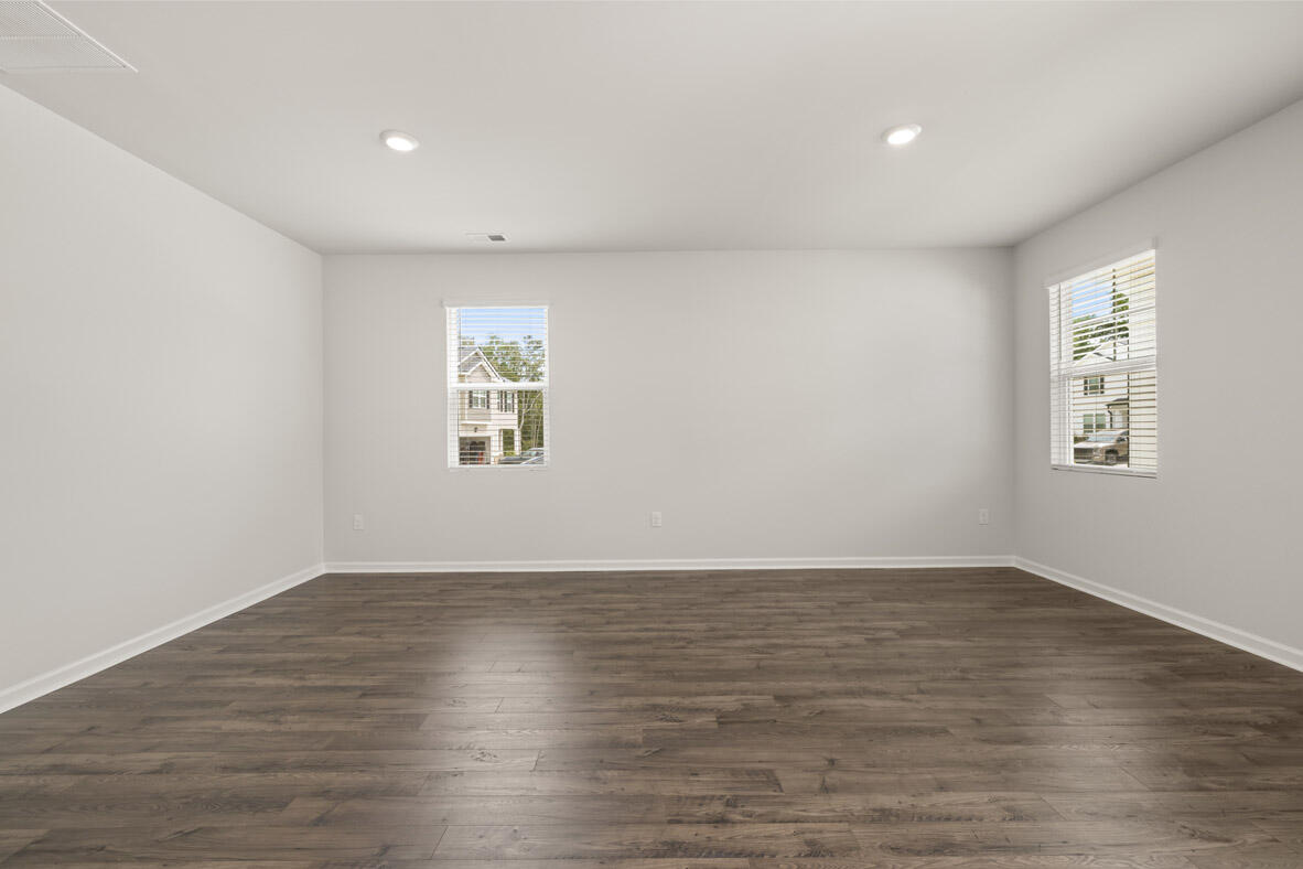 4675 Crimson Pass Property Photo 3