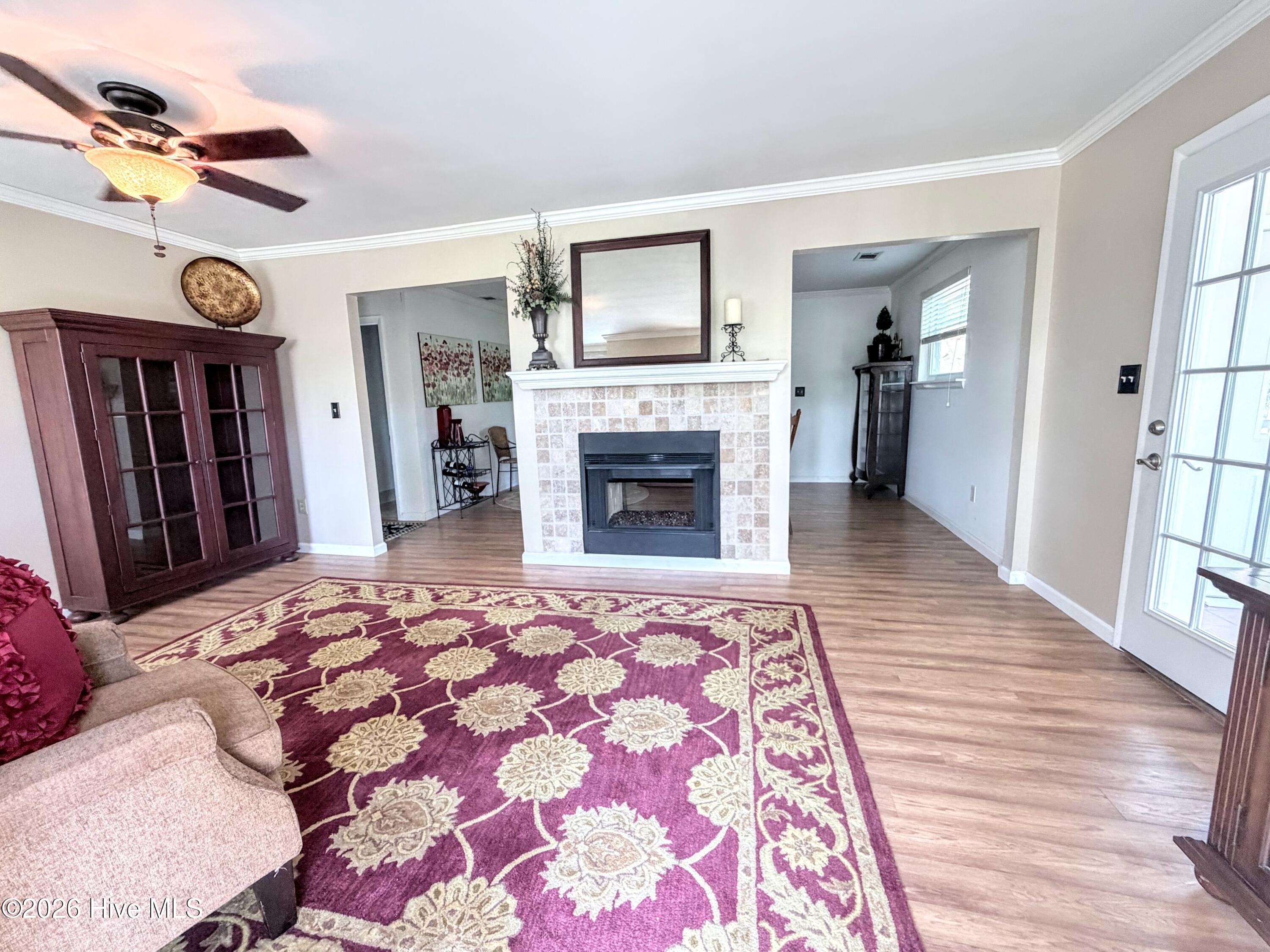 2312 Laurel Lane Property Photo 7