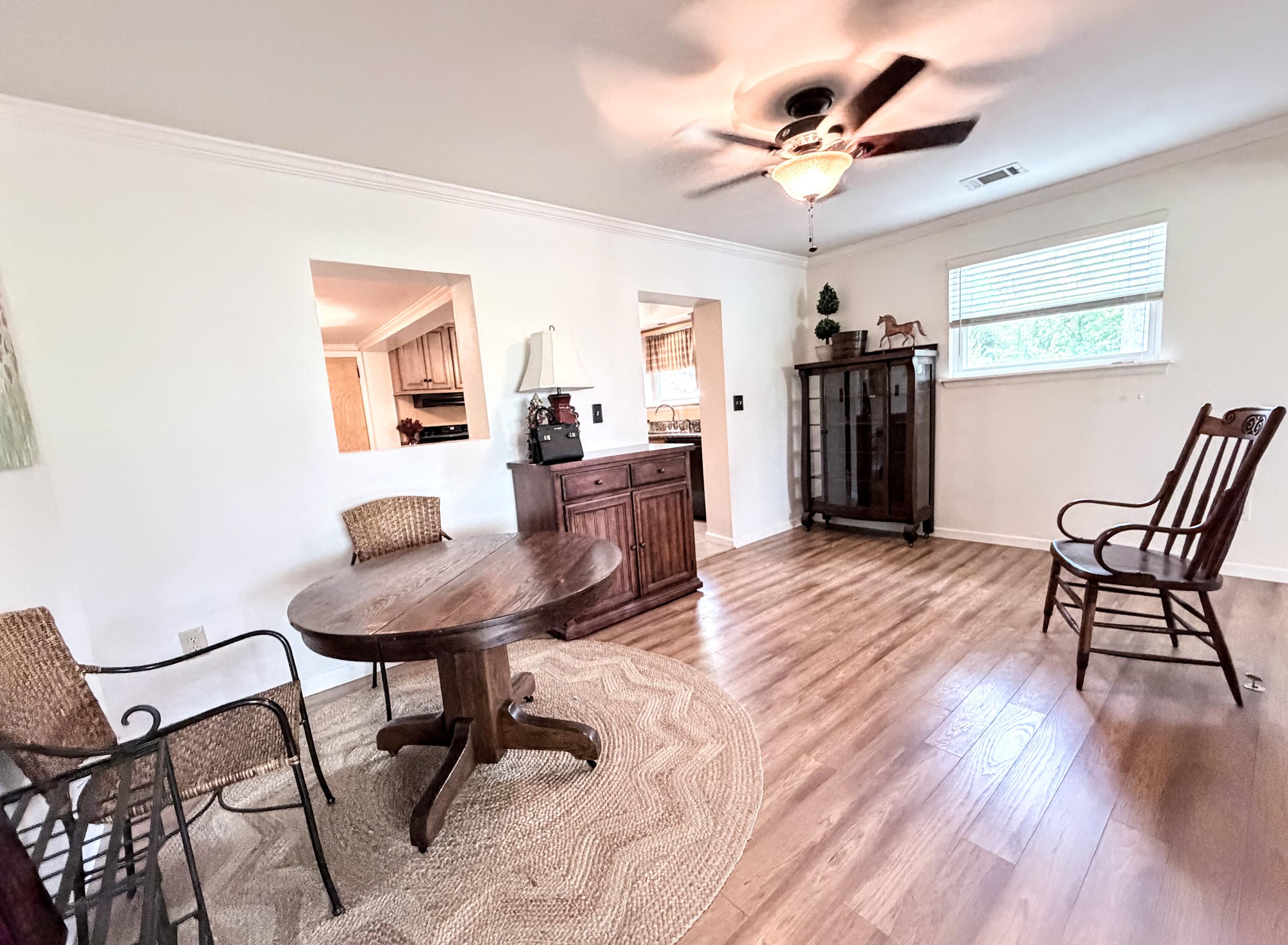 2312 Laurel Lane Property Photo 13