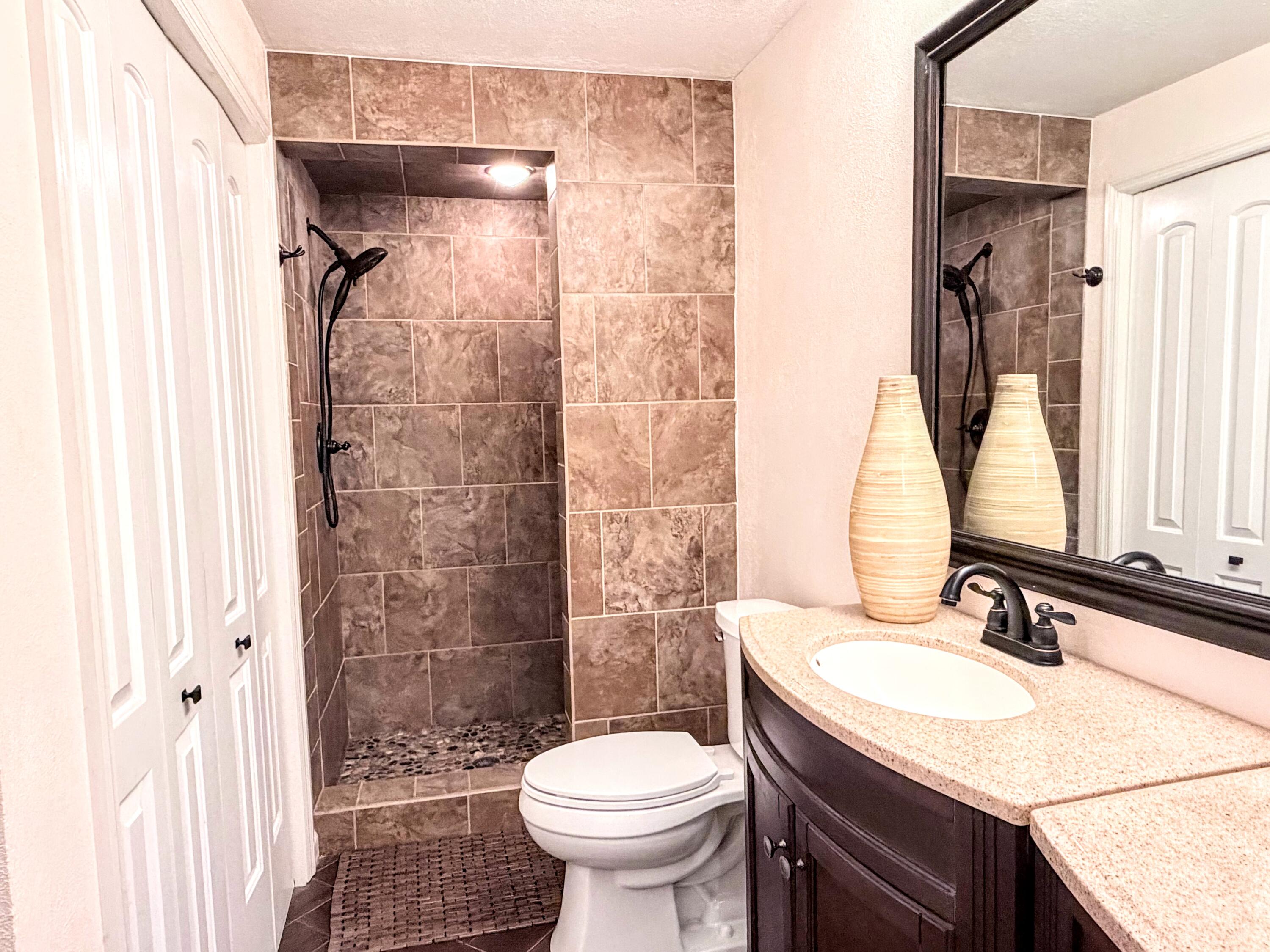 2312 Laurel Lane Property Photo 30