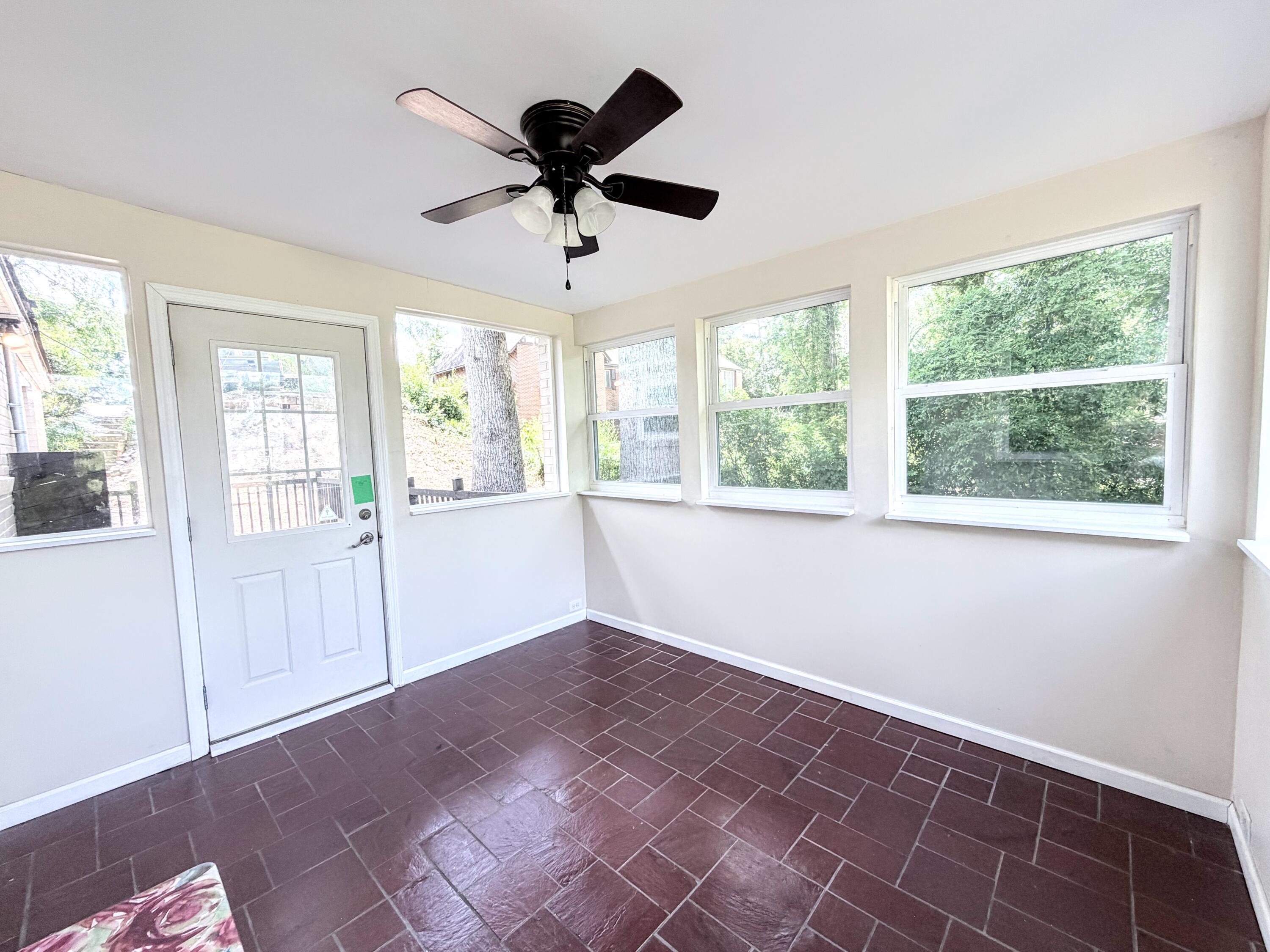 2312 Laurel Lane Property Photo 41