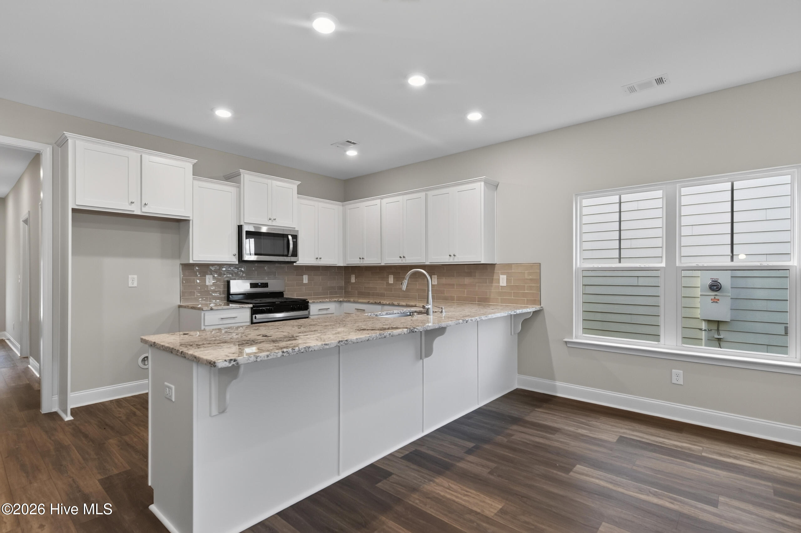 610 Pherson Street Property Photo 4