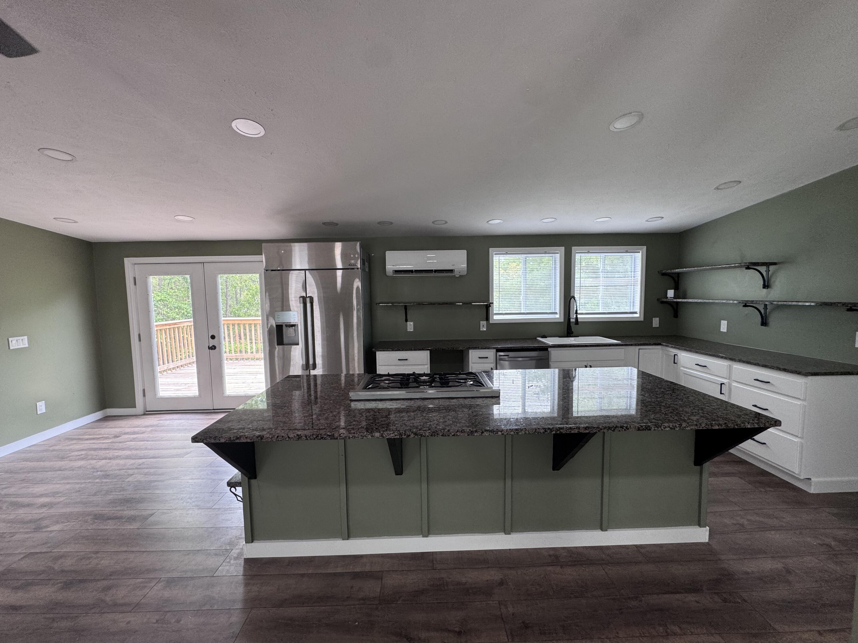 4417 Etterle Road Property Photo 11