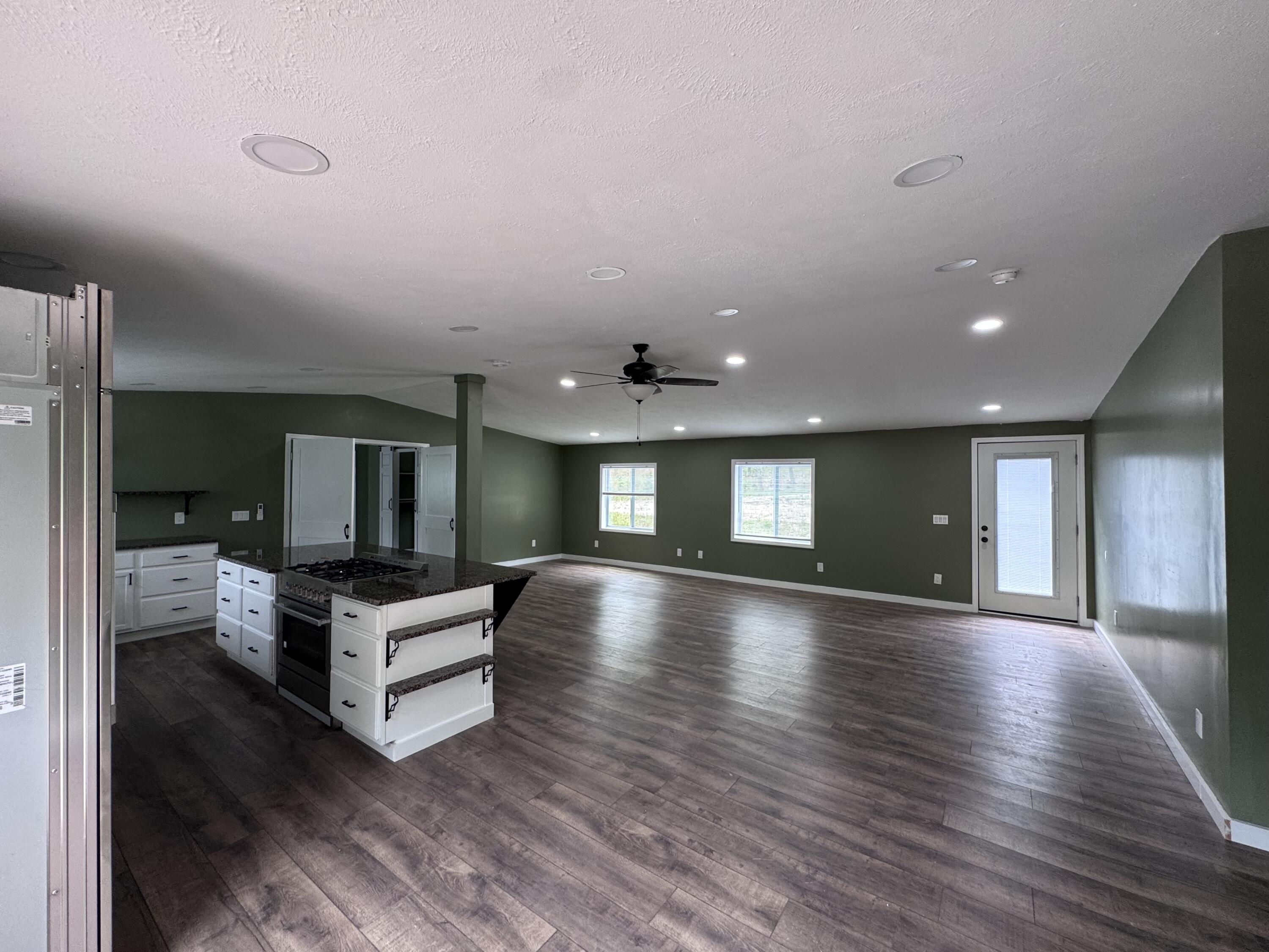4417 Etterle Road Property Photo 13
