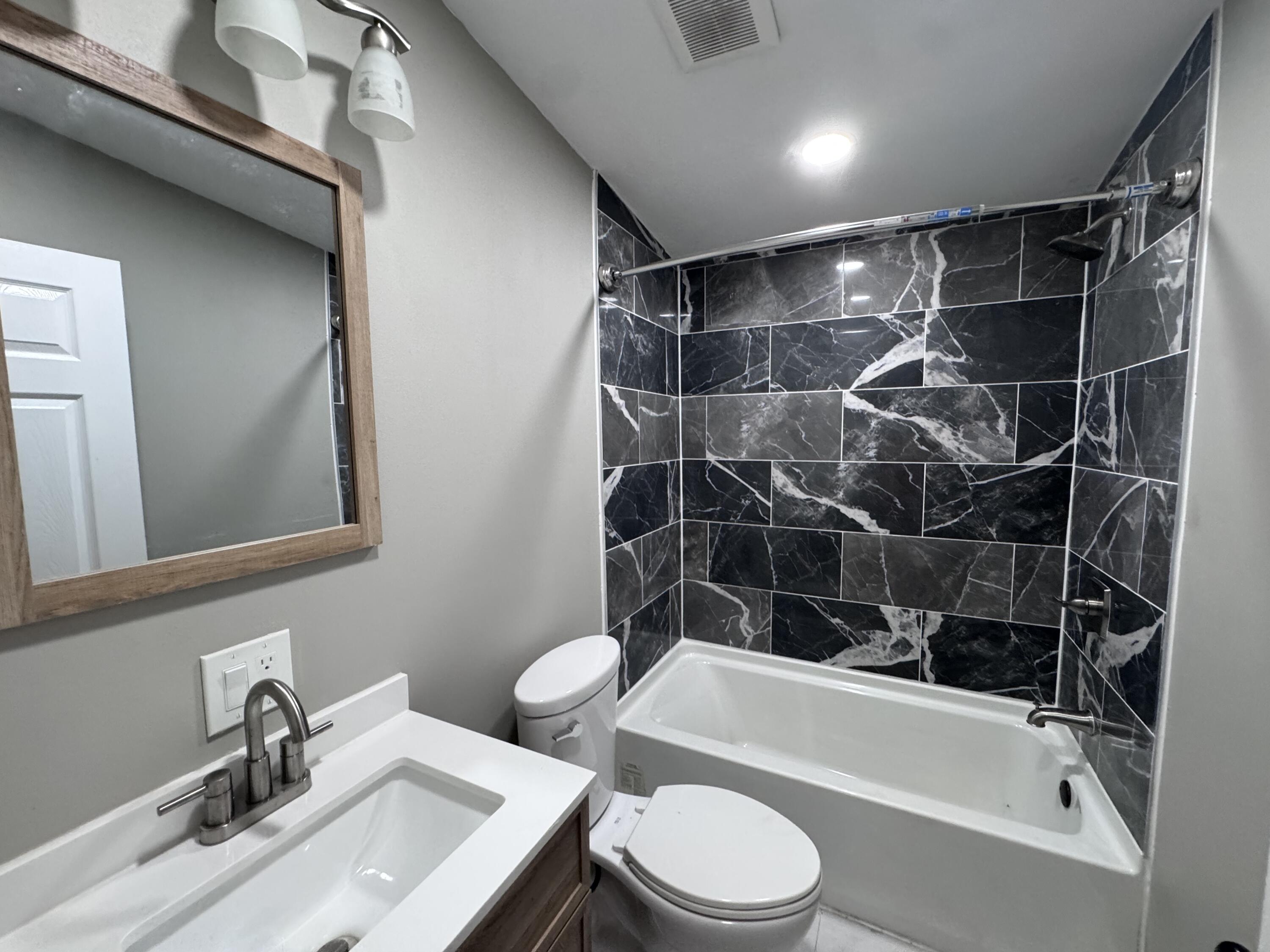 4417 Etterle Road Property Photo 16