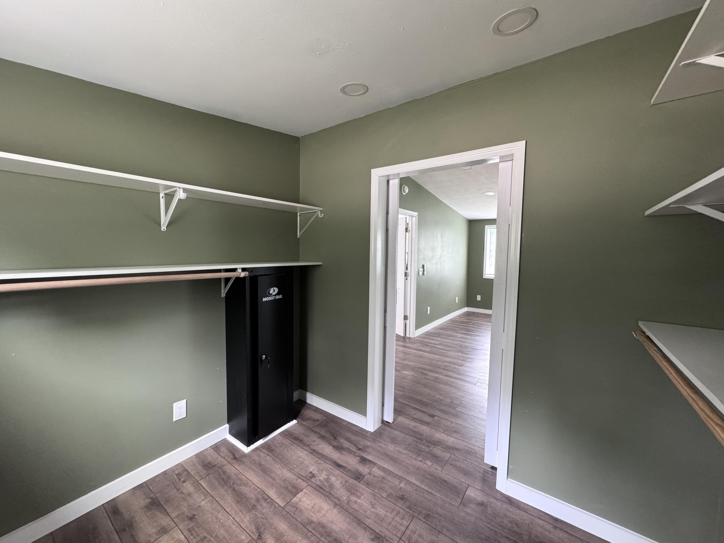 4417 Etterle Road Property Photo 25