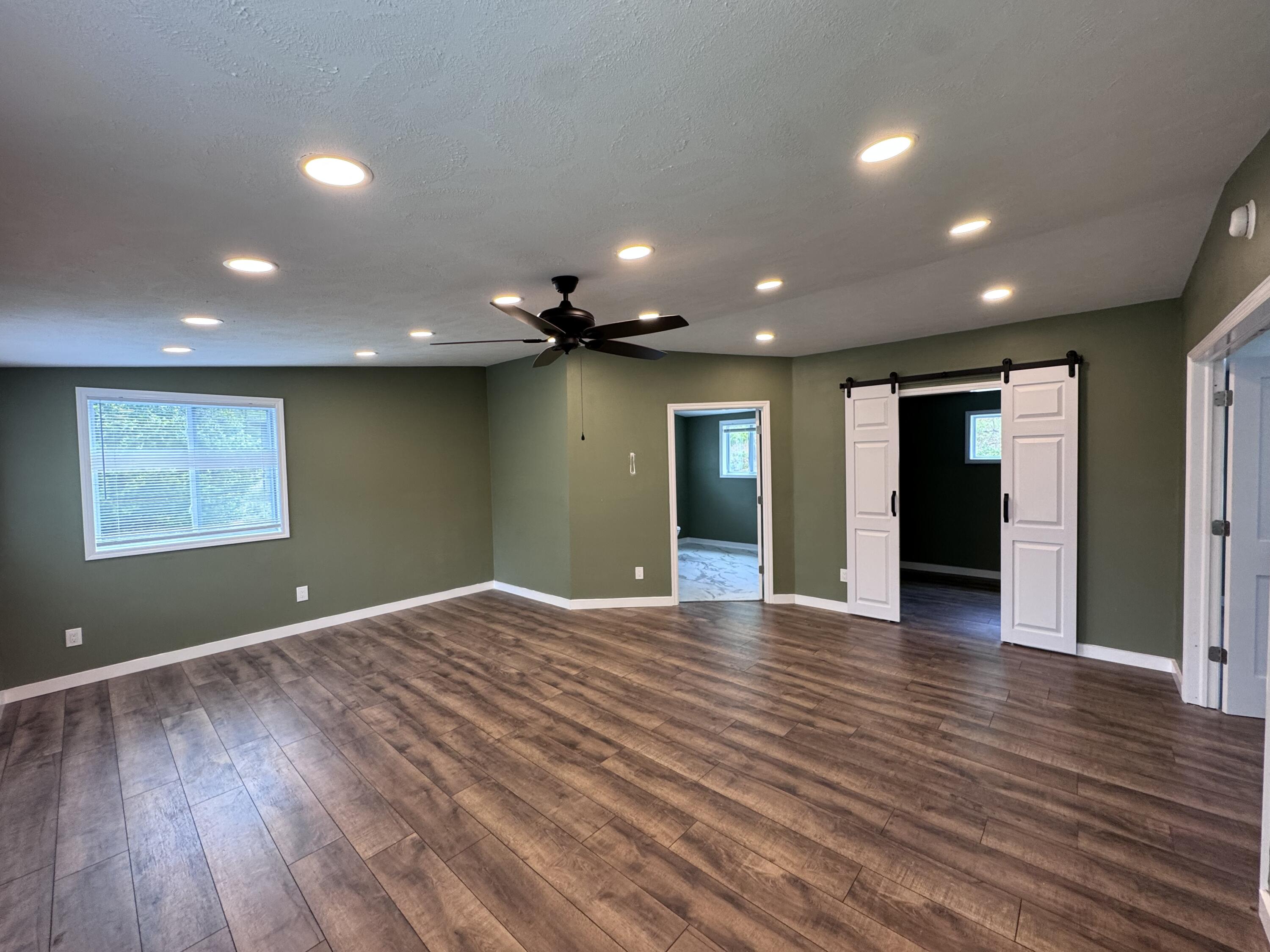 4417 Etterle Road Property Photo 27