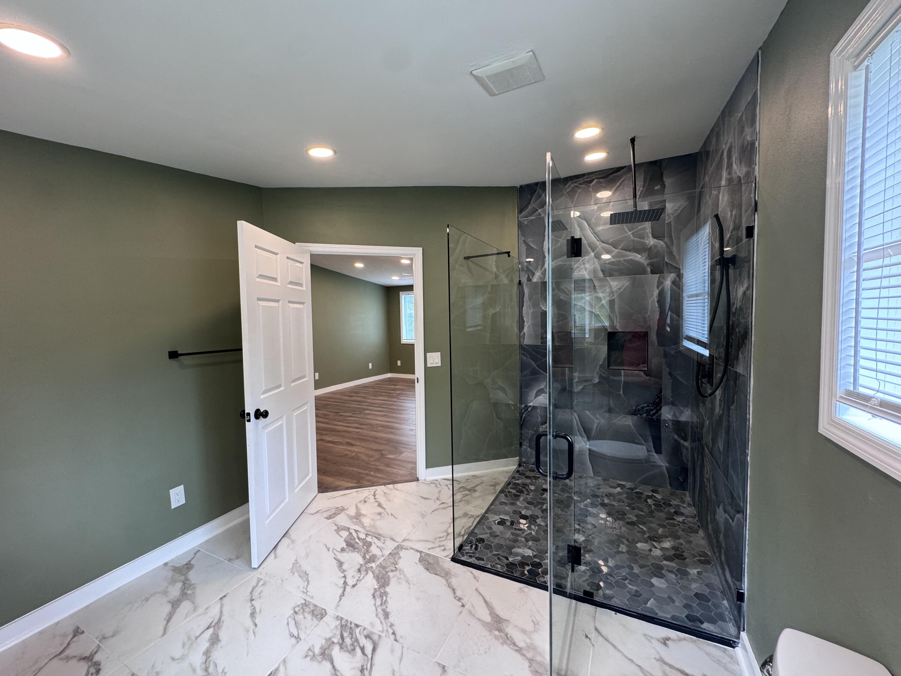 4417 Etterle Road Property Photo 32