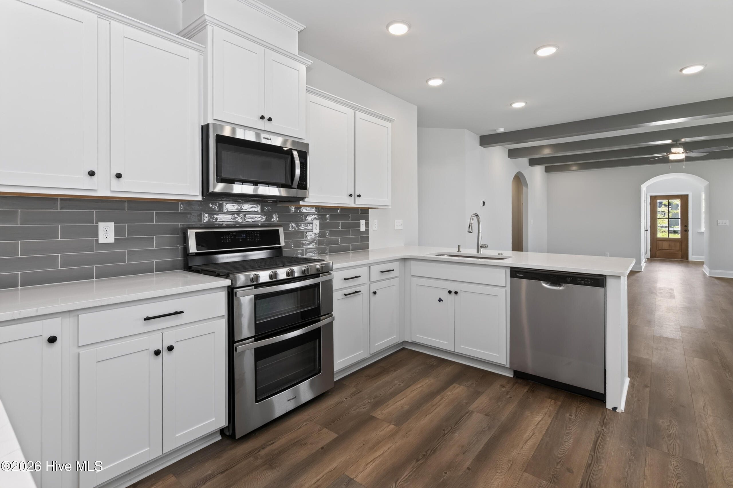 549 Pherson Street Property Photo 8