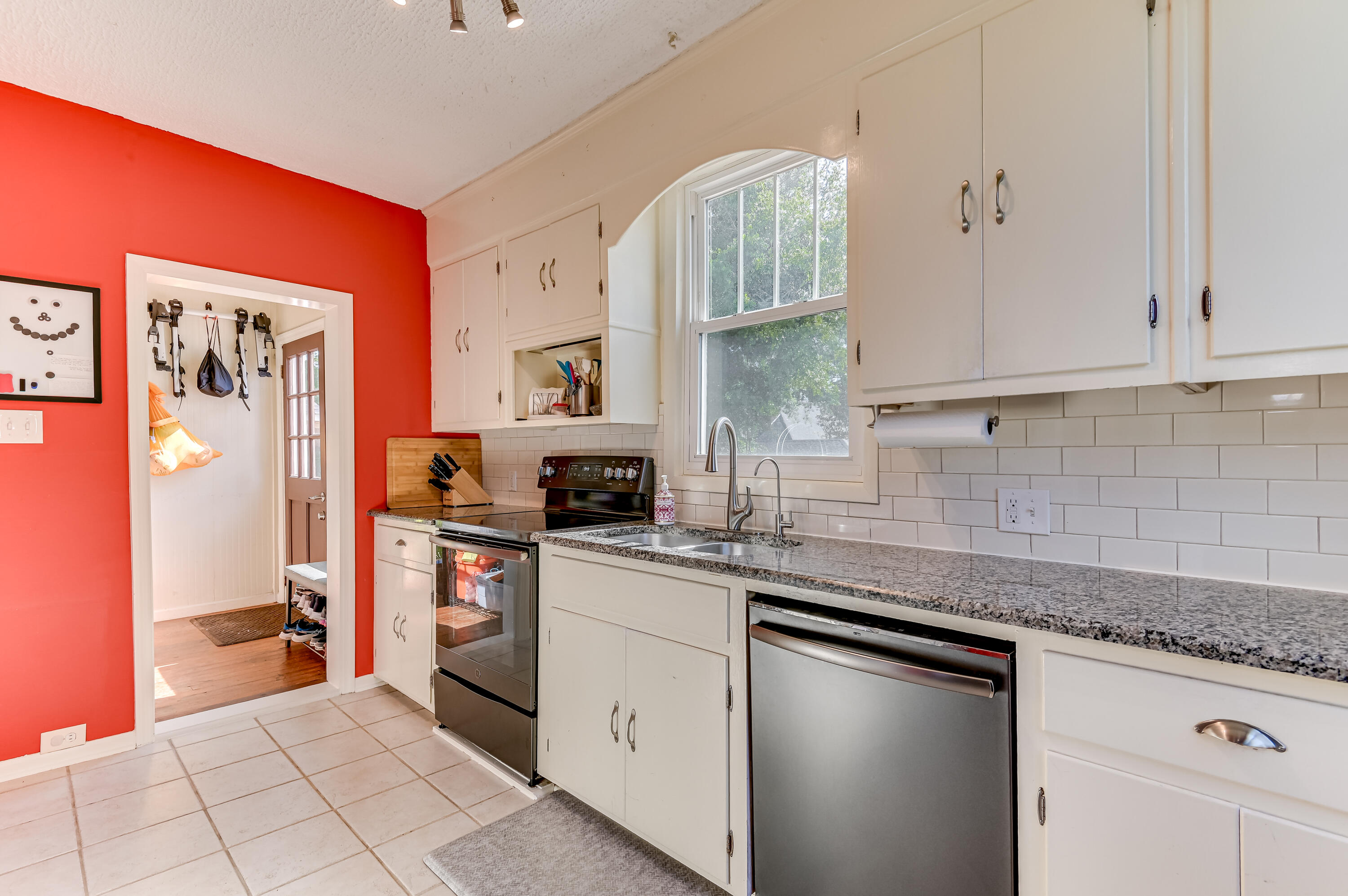 1420 Stovall Street Property Photo 19