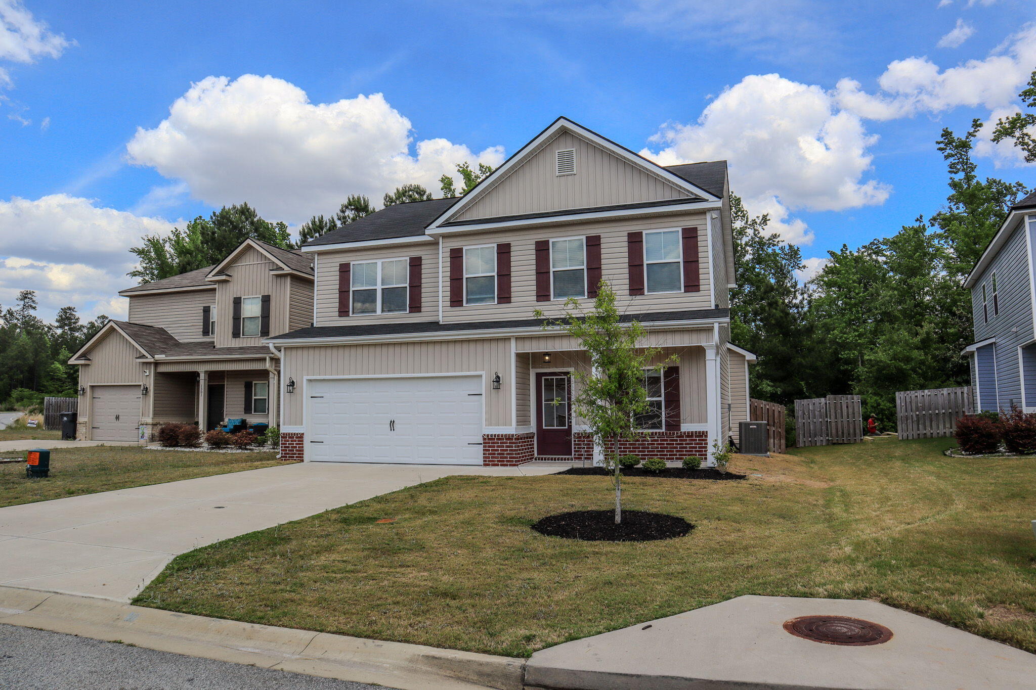 1305 Batchelor Court Property Photo 3