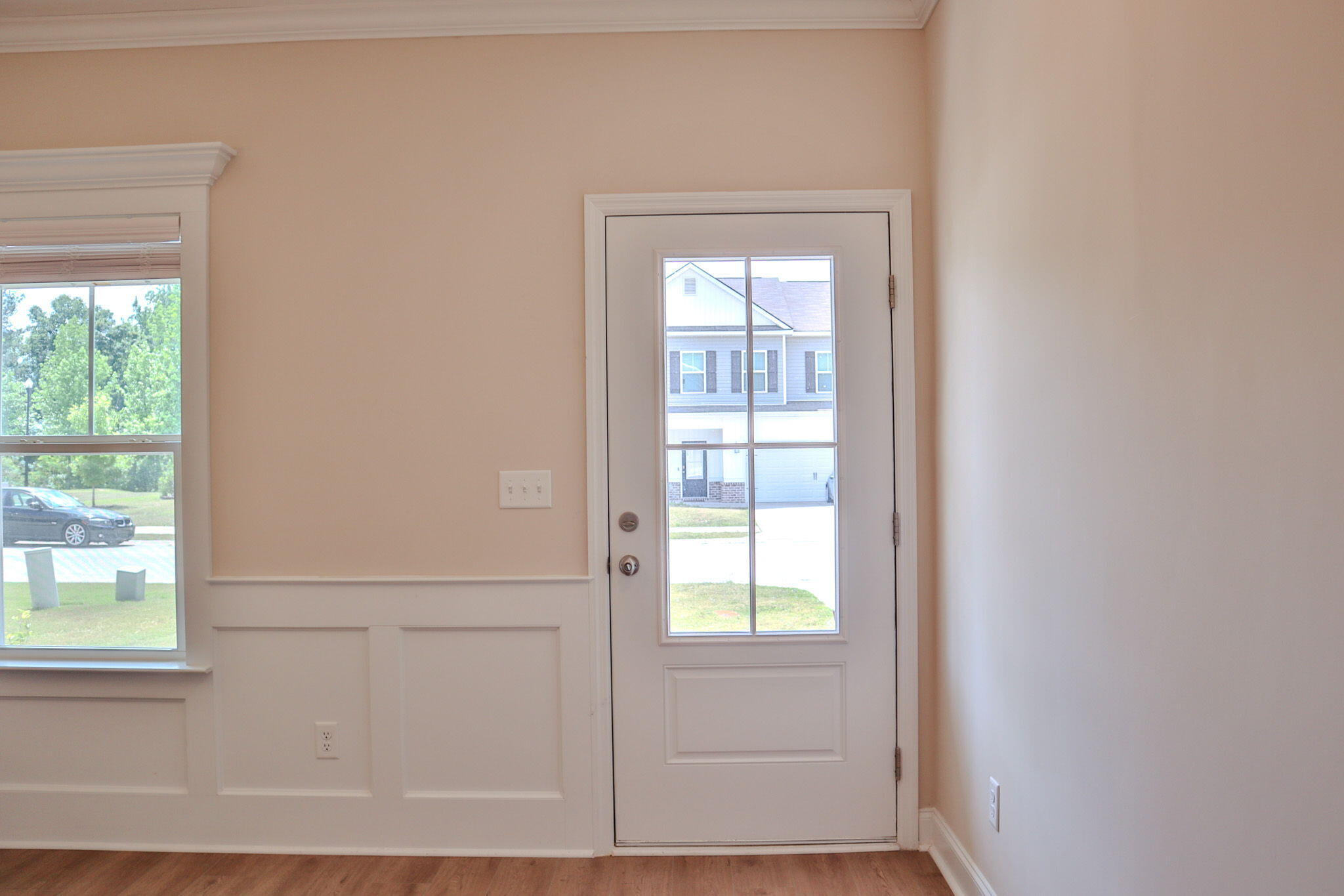 1305 Batchelor Court Property Photo 7