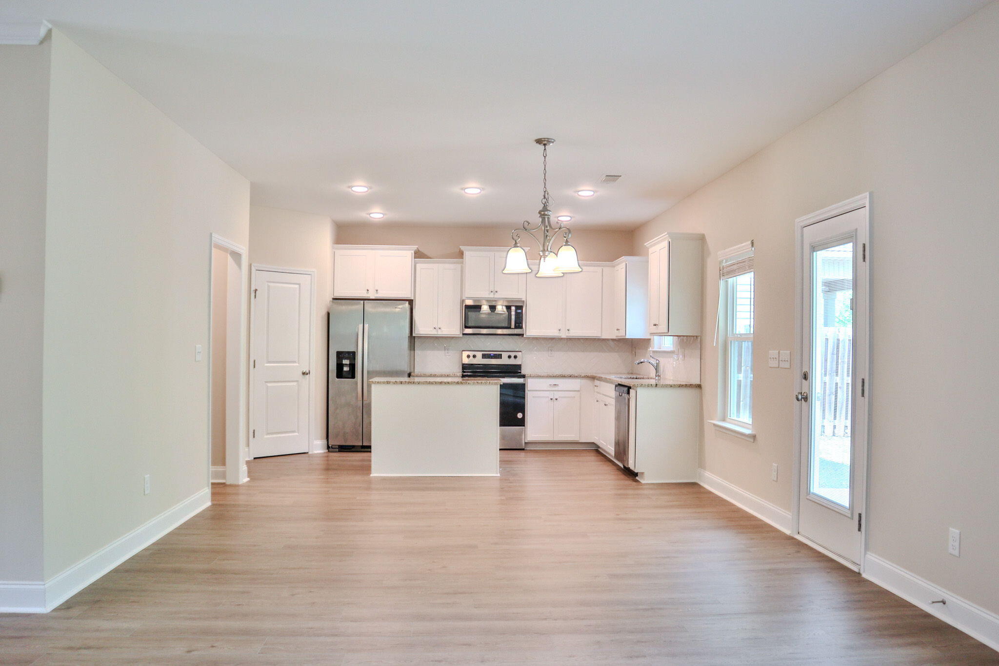 1305 Batchelor Court Property Photo 15