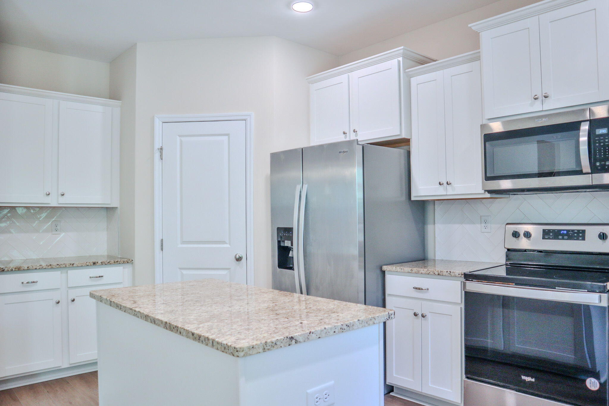 1305 Batchelor Court Property Photo 21