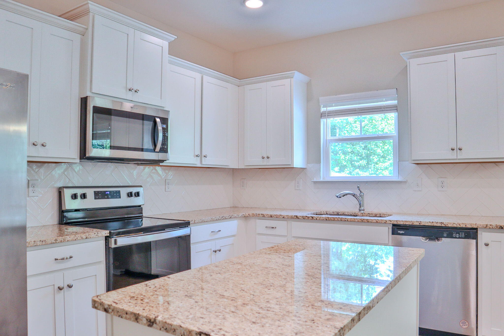 1305 Batchelor Court Property Photo 22