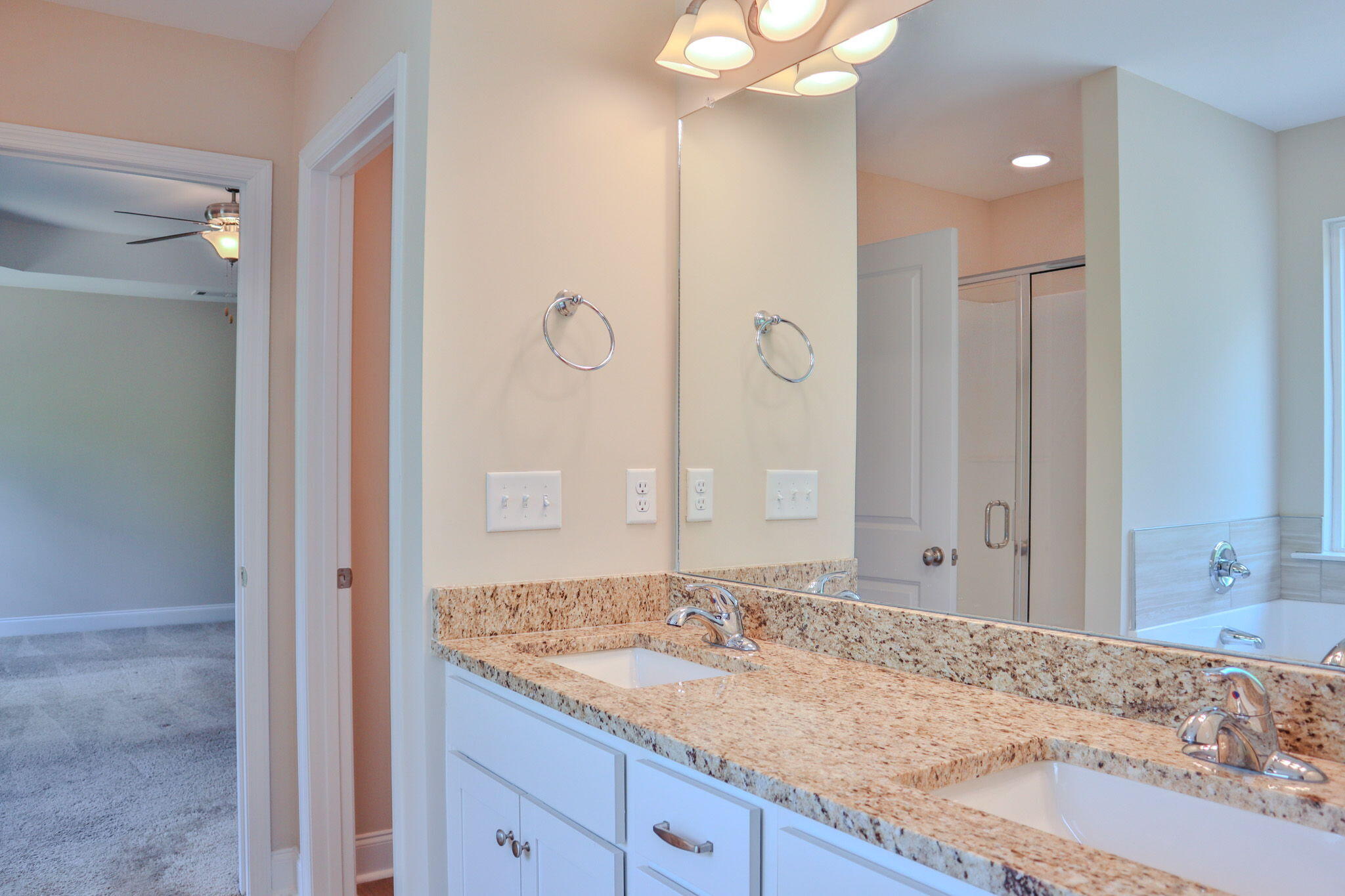 1305 Batchelor Court Property Photo 29