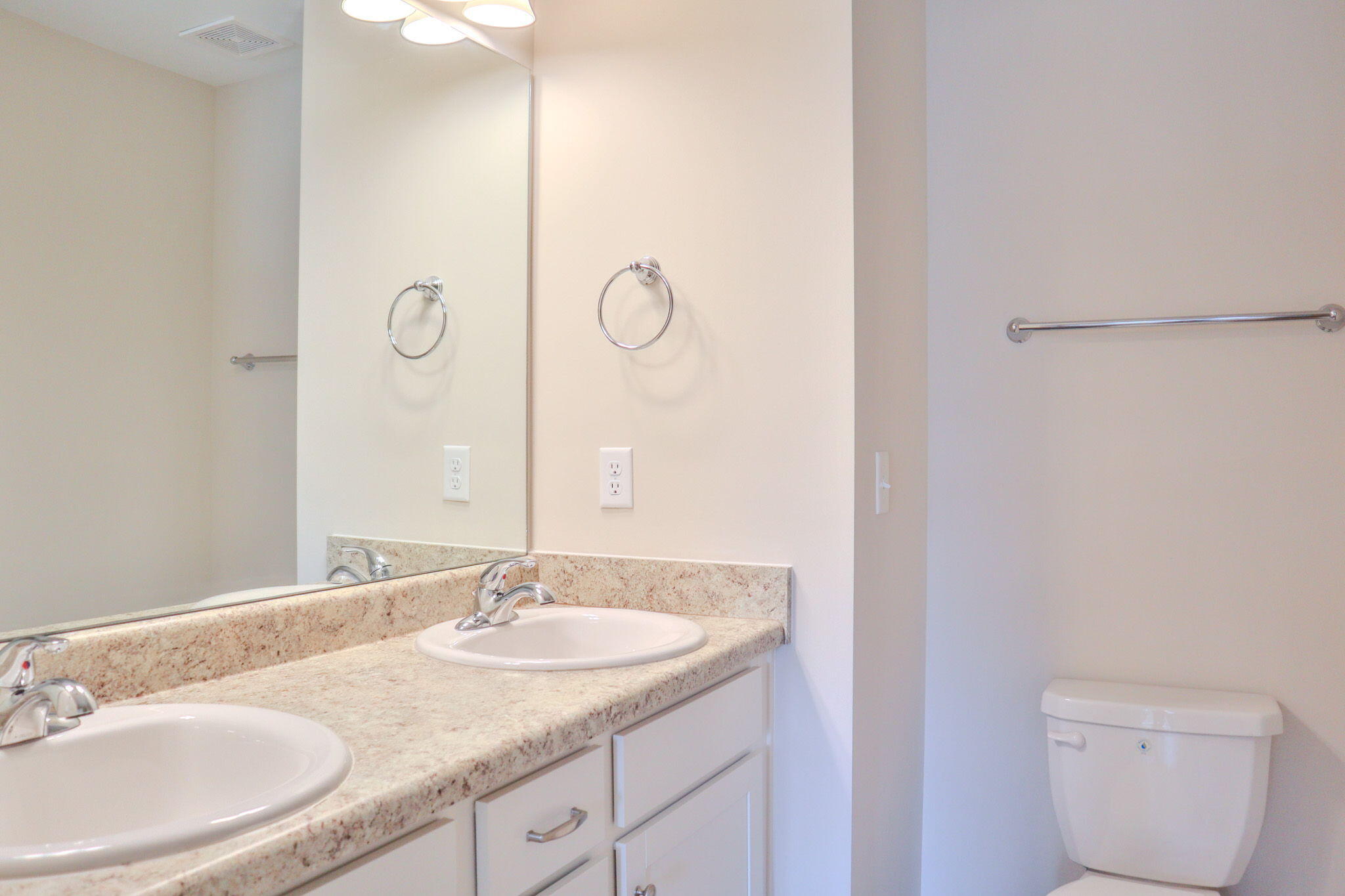 1305 Batchelor Court Property Photo 37
