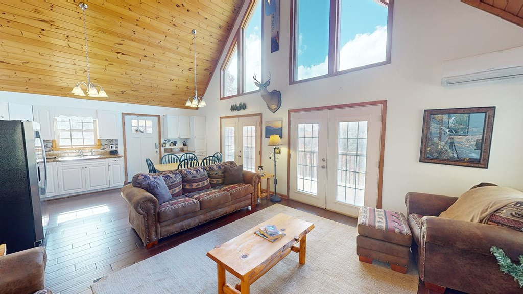 324 Azalea Ridge Property Photo 4
