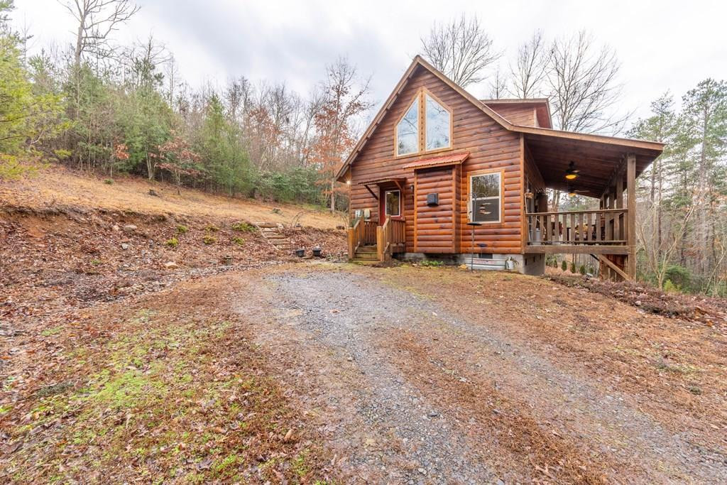 225 Hickory Woods Trail Property Photo 2