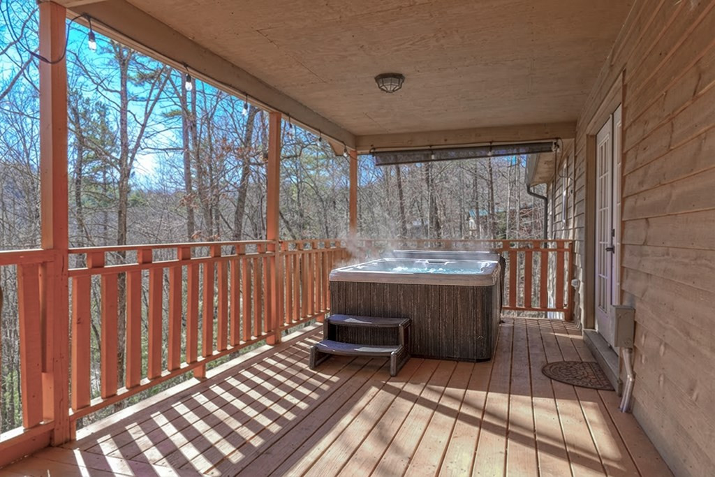 124 Dawnview Circle Property Photo 3