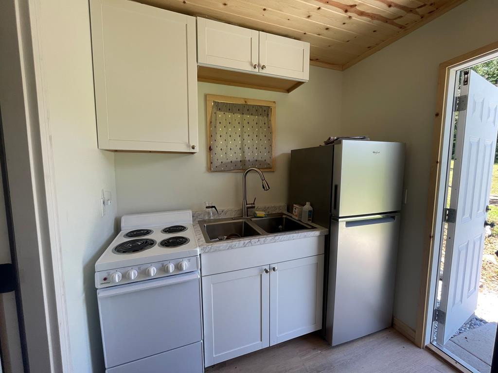 3400 Franks Creek Property Photo 5