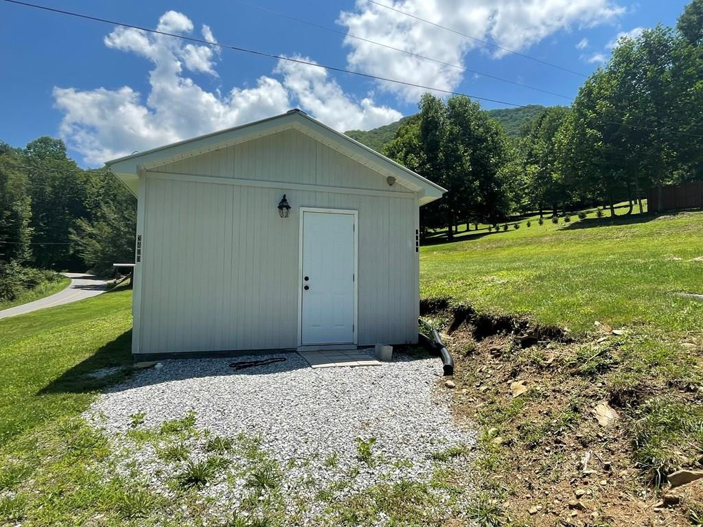 3400 Franks Creek Property Photo 12