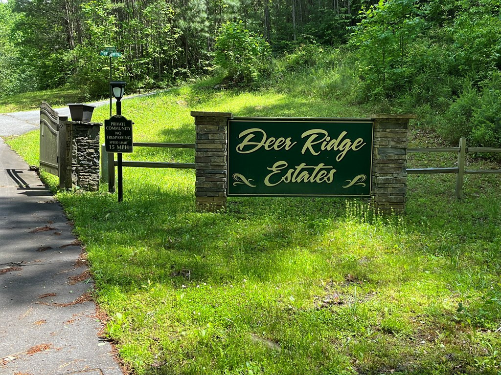 465 Confederate Circle Property Photo 15