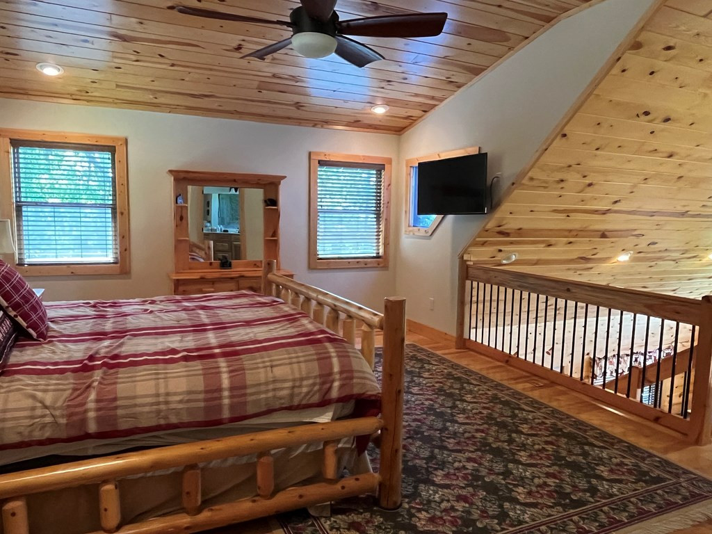 465 Confederate Circle Property Photo 33