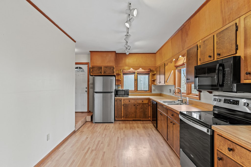 411 Sharing Lane Property Photo 14