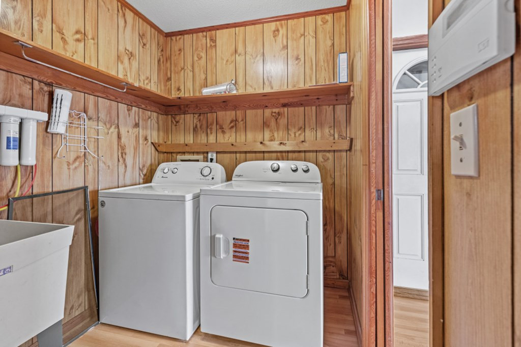 411 Sharing Lane Property Photo 36