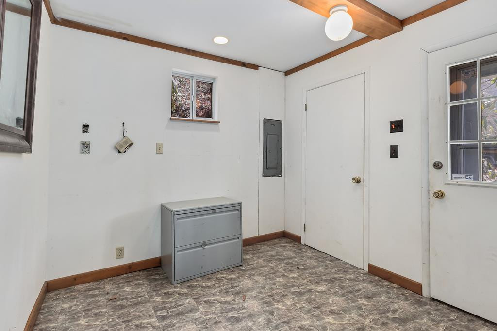 175 Pine Ridge Drive Property Photo 6