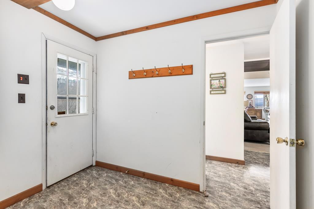 175 Pine Ridge Drive Property Photo 7