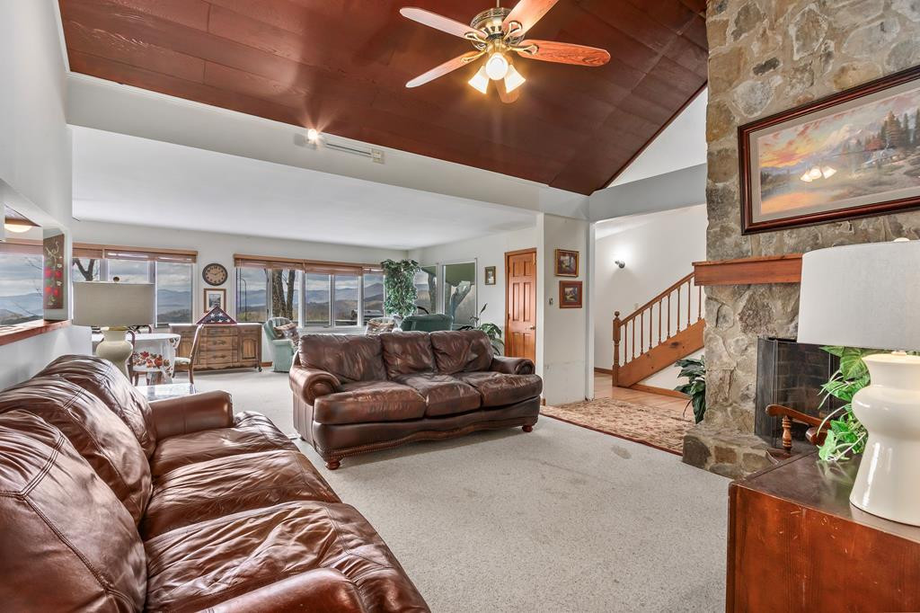 175 Pine Ridge Drive Property Photo 28